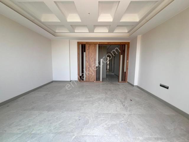 Han Emlak'tan Menteş Mah.de Site İçi Satılık 3+1