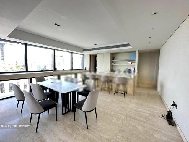 Hana D10, Condominium