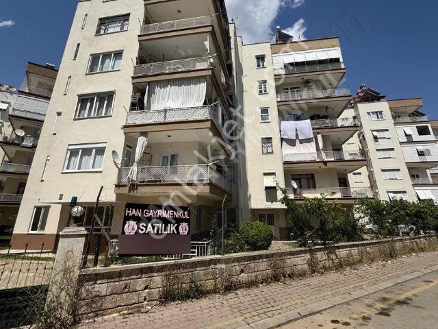 Han'dan Şelale'de Site İçi Ebeveyn Banyolu Tadilatlı 3+1 Daire!