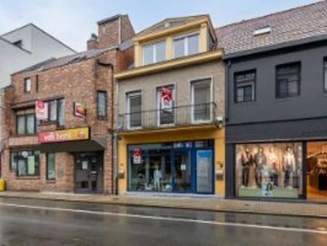 Handelspand met woonst in centrum Waregem