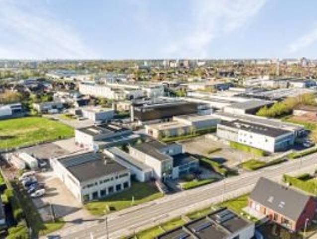 Handelspand met woonst te koop in Roeselare