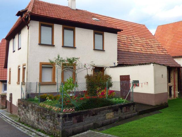 Handwerkertraum! Einfamilien Fachwerkhaus mit Scheune und Garten