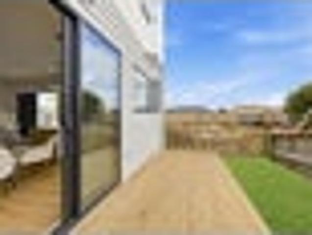 Title issued! Handy New homes, Car free living