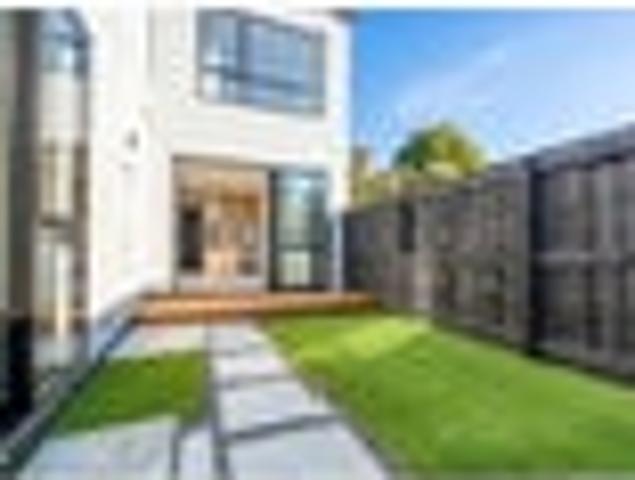 Last 1! Luxurious finishes Premium location