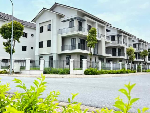 [Hàng hot] bán gấp căn biệt thự 180m2 giá chỉ 9, x tỷ