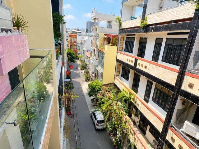 Hàng thơm tân phú hẻm 8m 68m² 4 tầng 5pn full nội thất chỉ 8. X TỶ