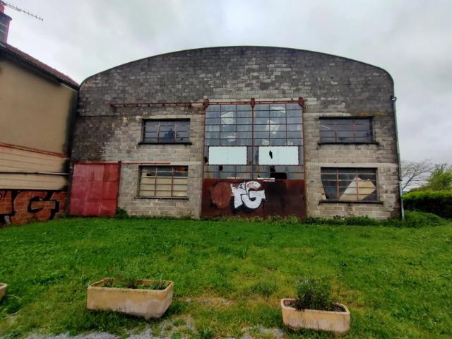 Hangar