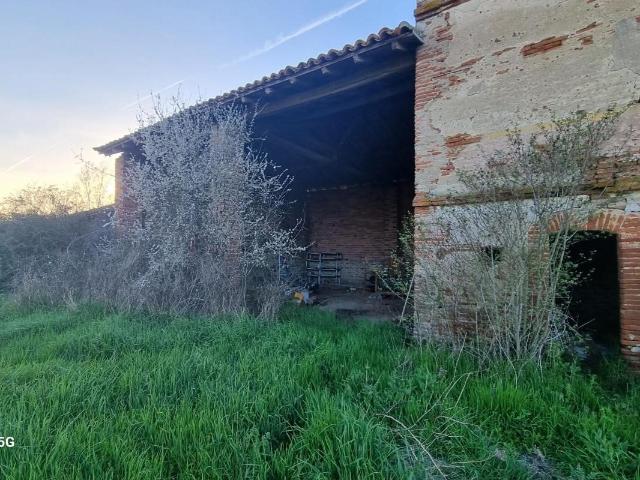 Hangar à vendre