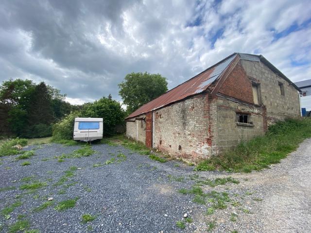 HANGAR D'ENVIRON 50 M2 sur TERRAIN CONSTRUCTIBLE SUR BOUSIGNIES SUR ROC