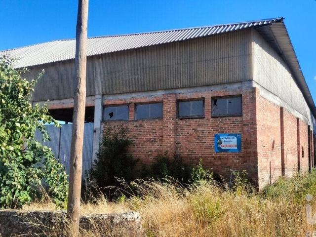Hangar em Canas de Santa Maria de 6939,00 m² 6939m² Canas De Santa Maria