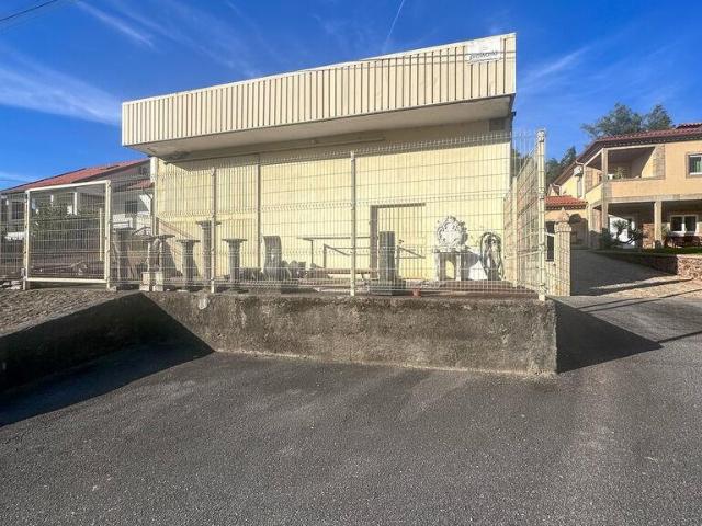 Hangar em Fornelos e Queijada de 154,00 m²