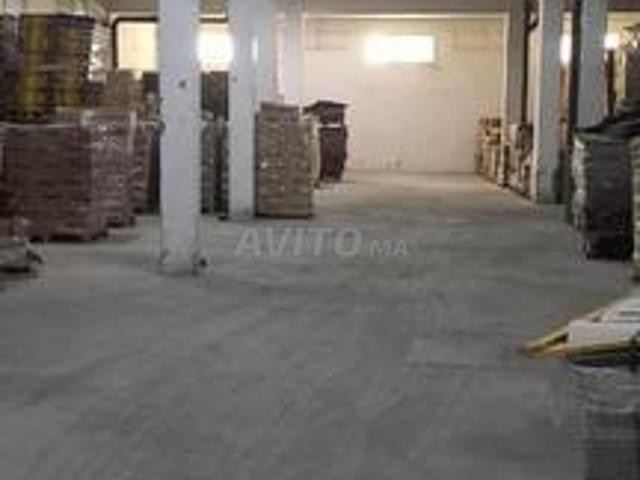 Hangar pour stockage la villette