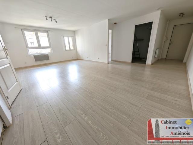 Hangest Sur Somme: Appartement T2 54m²