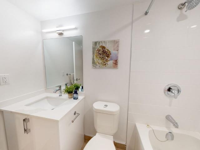 Hanover Road 2 Bedroom Apartment for Rent at 4 Monterey Park, Brampton, ON L6S 4J1 Central Park
