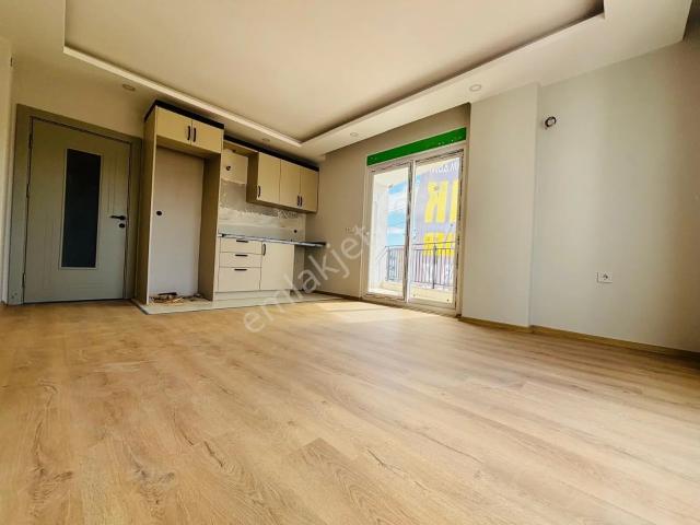 Habibler Mah. Sıfır Asansörlü 2.kat 2+1 95m2 Güney Cepheli Daire