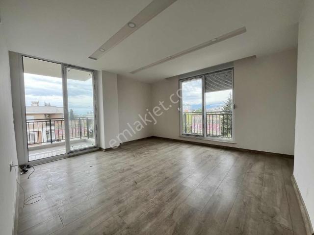 Habiblerde Site İçinde Havuzlu 2+1 | Krediye Uygun Yatırımlık
