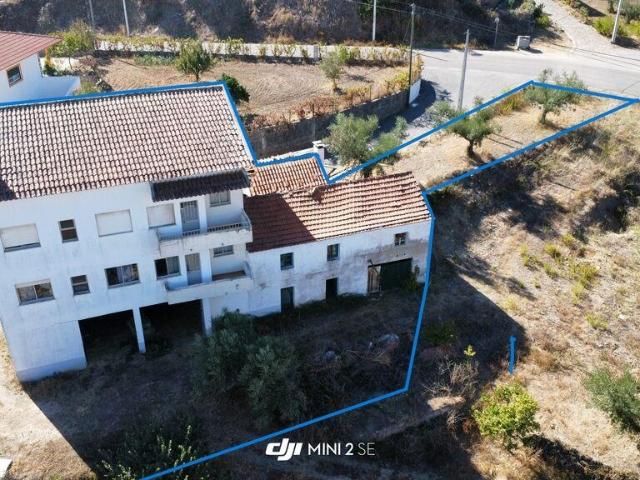 Habitação T7 em Proença a Nova e Peral de 604,00 m²