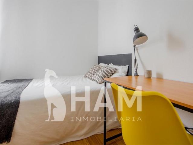 Habitación Madrid Almagro 475€ MES Ref. GIN98574