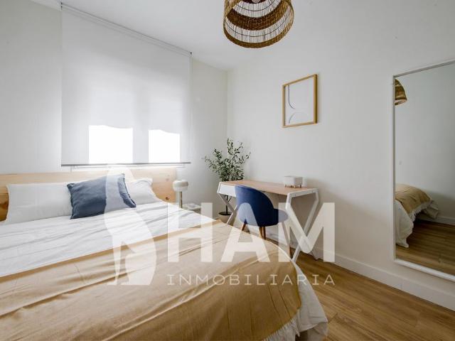 Habitación Madrid Alameda de Osuna 430€ MES Ref. GPPMS0001
