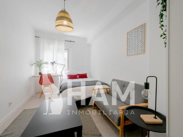 Habitación Madrid Pueblo Nuevo 515€ MES Ref. LE35
