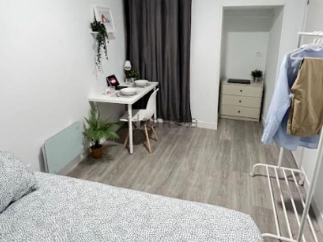 Habitación, Malasaña Universidad, Madrid
