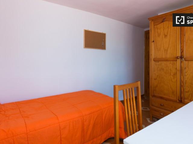 Habitación en piso compartido en alquiler en Centro Sagrario, Granada