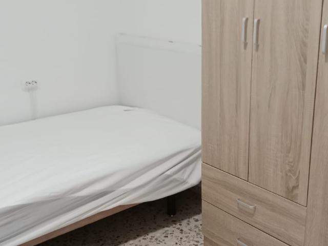HABITACION ALQUILER CEUTI