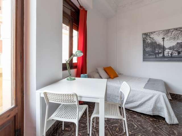 Habitación amueblada en alquiler, apartamento, Extramurs, Valencia
