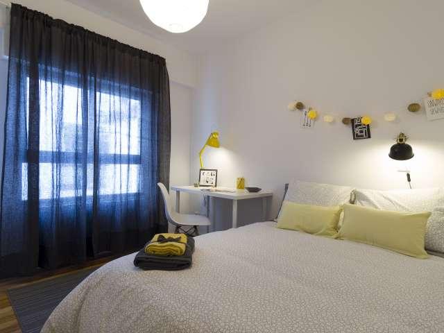Habitación amueblada en apartamento de 3 dormitorios en Begoña, Bilbao