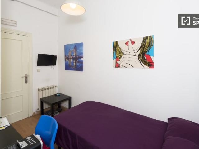 Habitación en piso compartido en alquiler en Palacio, Madrid