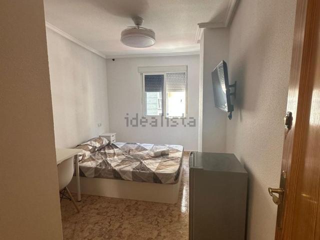Habitación, Antonio Machado, Torrevieja
