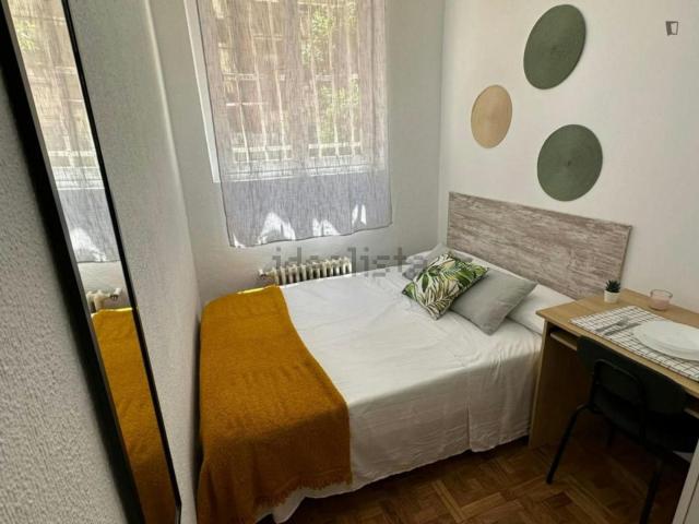 Habitación, Cuatro Caminos, Madrid