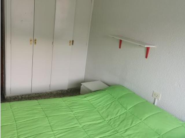 Habitación compartida de 4 habitaciones en Camino de Ronda, Granada