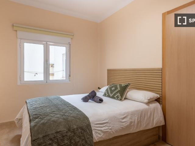Habitación compartida de 6 habitaciones en Camino de Ronda, Granada