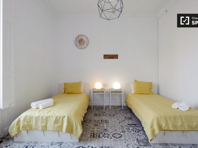 Habitación compartida decorada en piso compartido en Gràcia