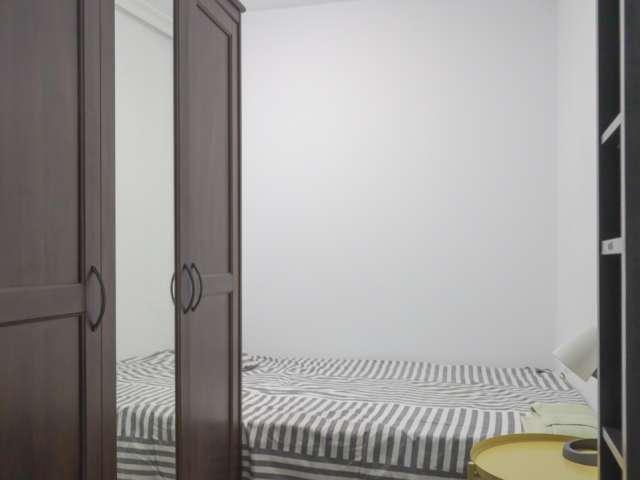 Habitación compartida en alquiler en Opañel, Madrid