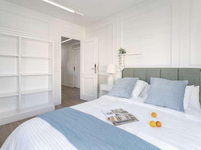 Habitación compartida en un piso de 6 habitaciones en Alicante