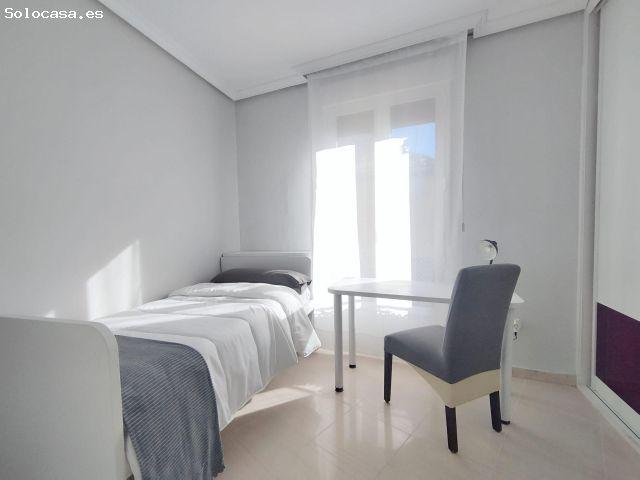 Habitación con balcón en casco histórico
