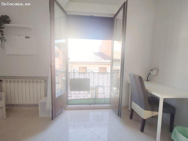Habitación con balcón en casco histórico