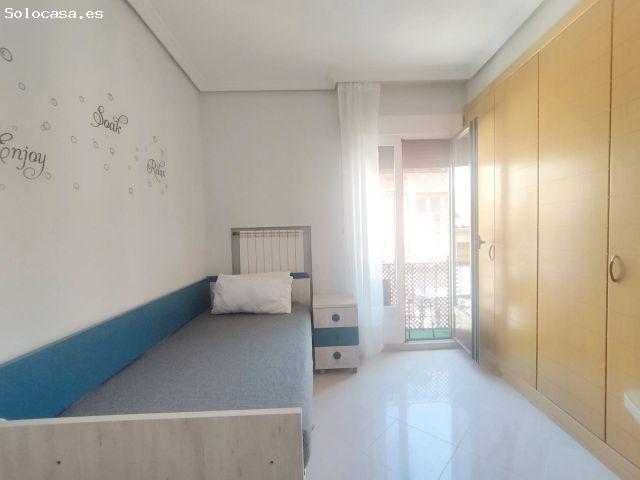 Habitación con balcón en casco histórico