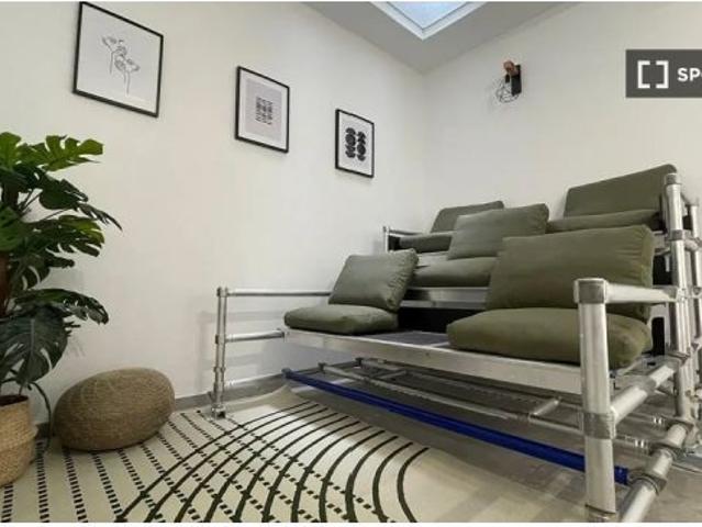 Habitación con balcón en alquiler en Coliving en Puerta Del Ángel, Madrid
