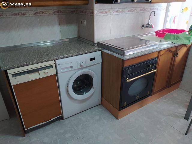 Habitación disponible para chica estudiante en Gran Eje