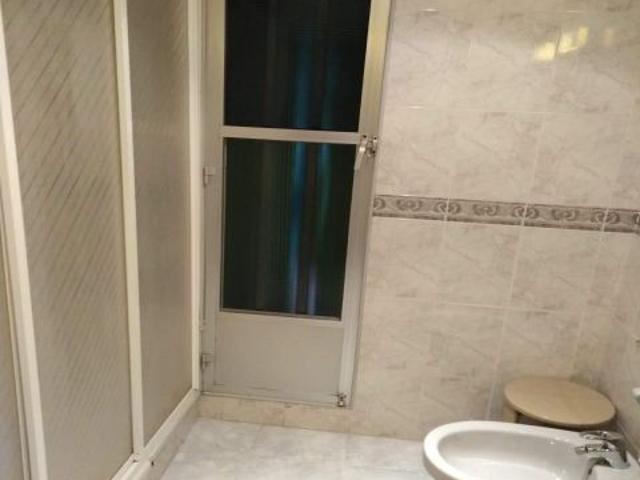 HABITACIÓN DISPONIBLE PARA CHICA ESTUDIANTE