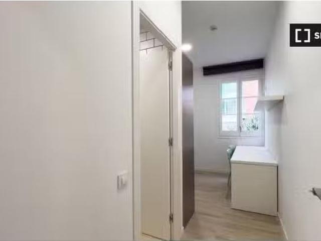 Habitación doble compartida en residencia de estudiantes para.