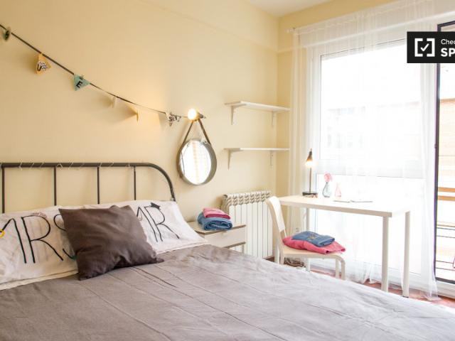 Habitación exterior en apartamento de 3 dormitorios en Getxo, Bilbao