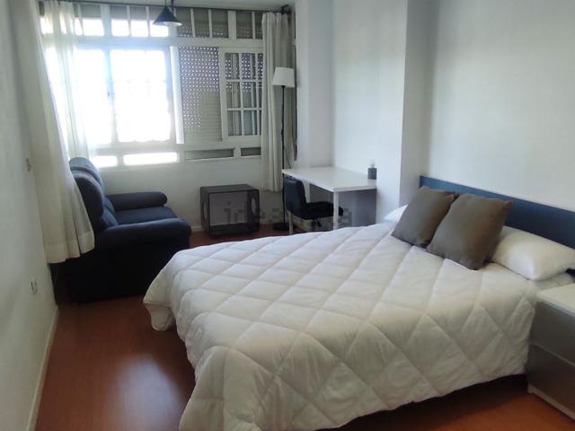 Habitación, El Consul El Romeral, Málaga