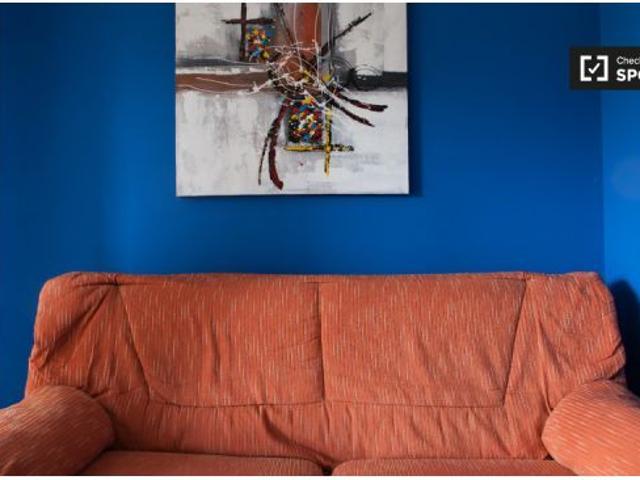 Habitación elegante con escritorio en piso compartido, Alcalá de Henares
