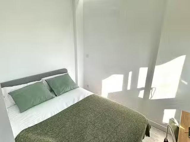 Habitación en Avenida de España