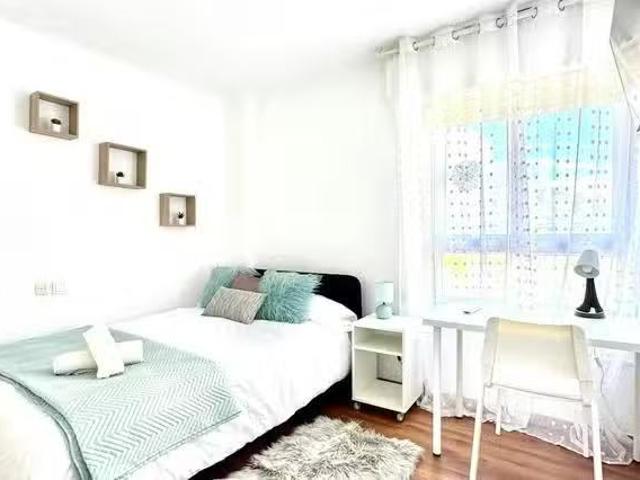 Habitación en Avenida de Sorolla