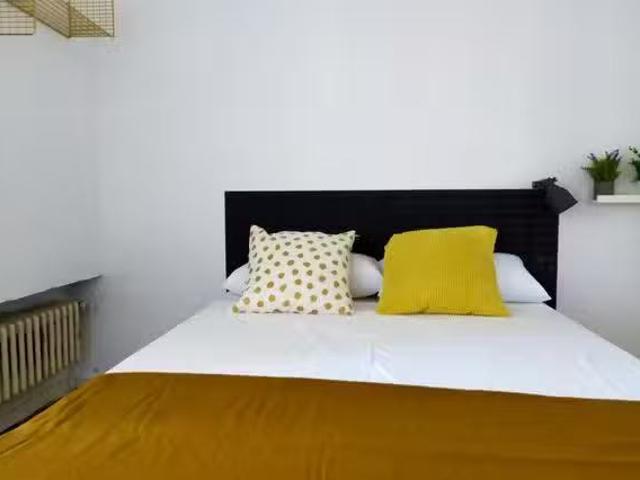 Habitación en Avenida de Portugal